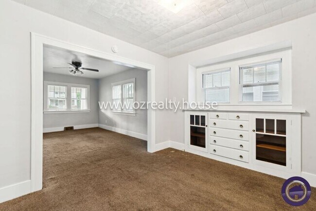 Foto del edificio - 1727 Berkshire Pl