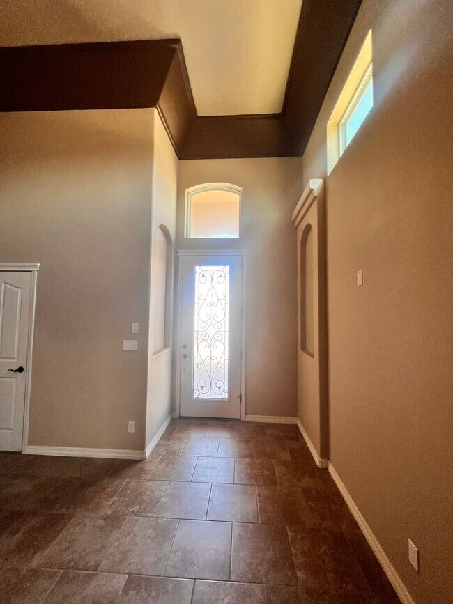 Foto del edificio - Charming Home in Gated Community with Modern Touches and Resort-Style Amenities