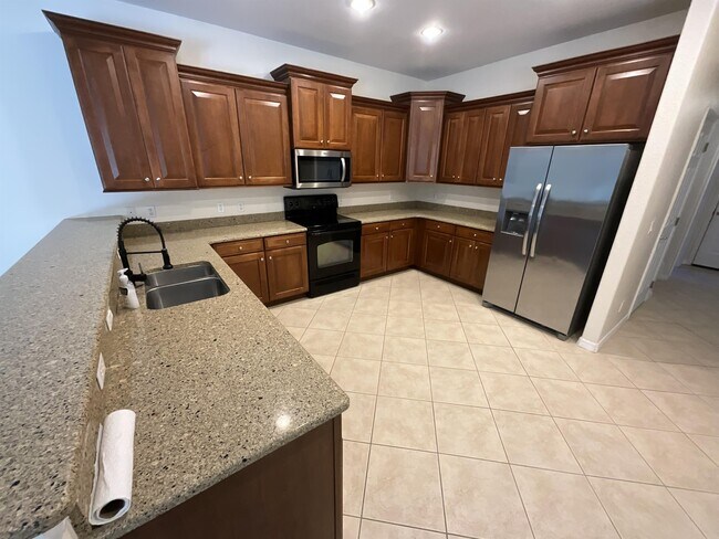 Foto del edificio - 12470 Rock Ridge Ln
