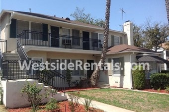 988 W Glenoaks Blvd