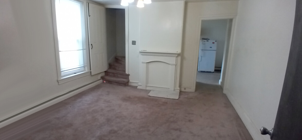 Dinning Room - 54 N Main St