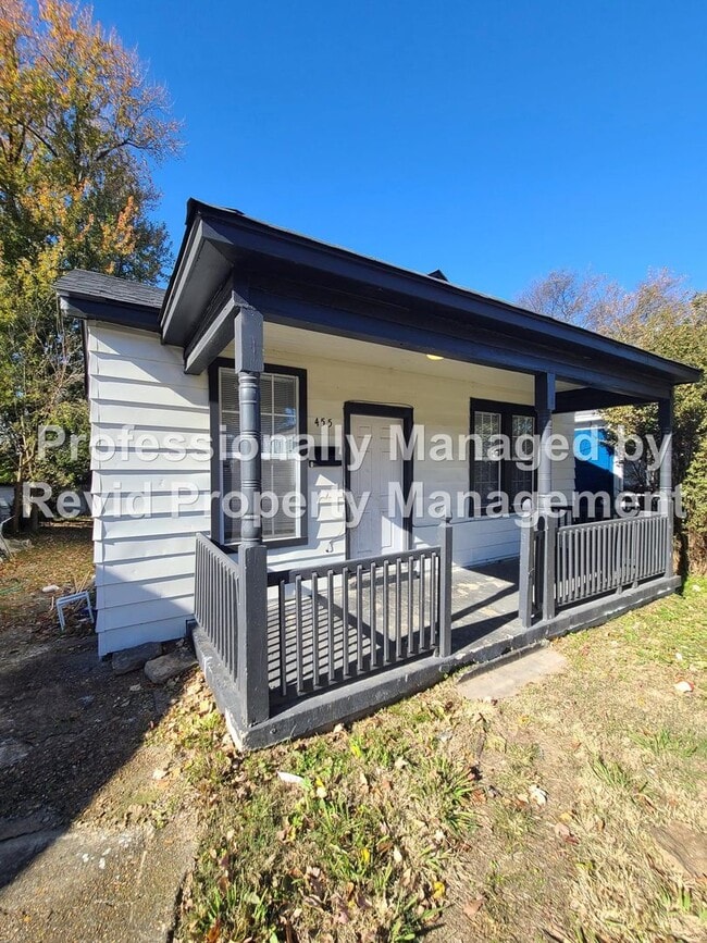 Photo - SECTION 8 ACCEPTED House