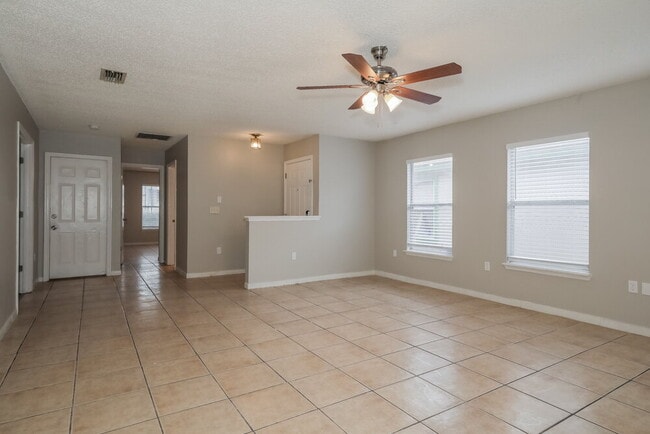 Building Photo - 7939 Cherry Blossom Dr S