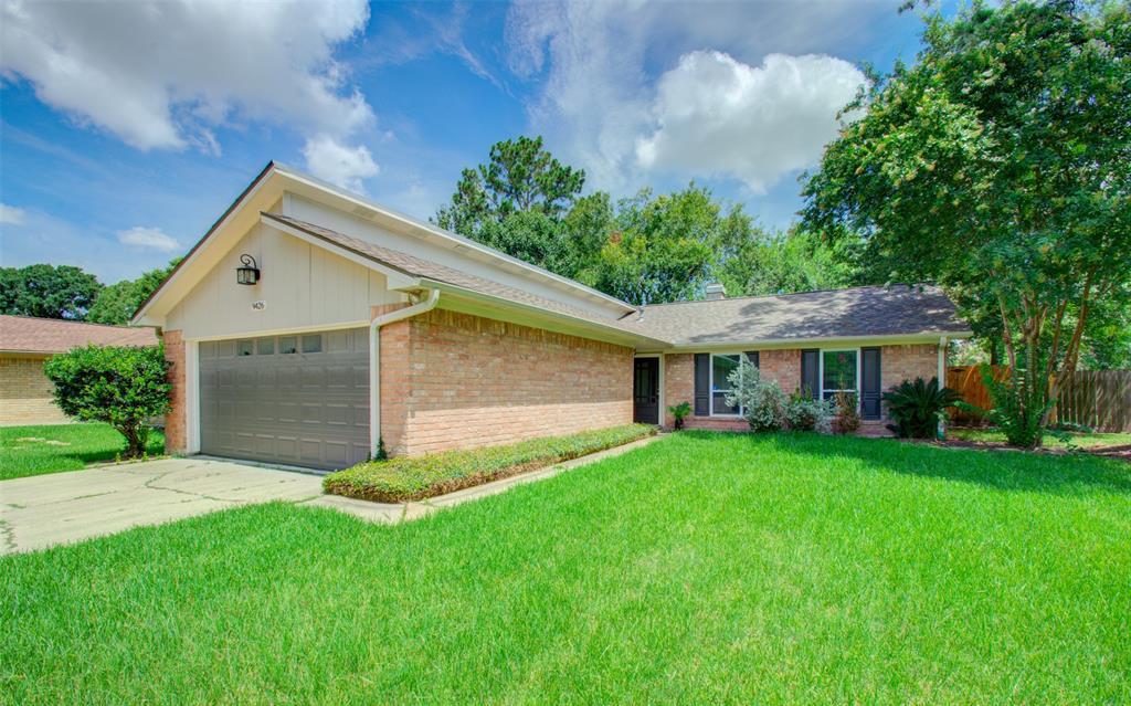 Primary Photo - 9426 Charter Ridge Dr