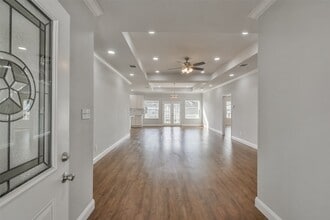 Building Photo - 501 W Francis St Building Photo - 501 W Francis St