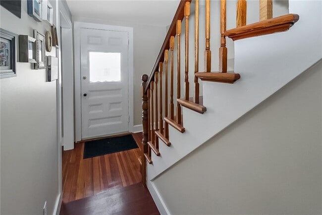 Foto del edificio - 1 Conrad Ct