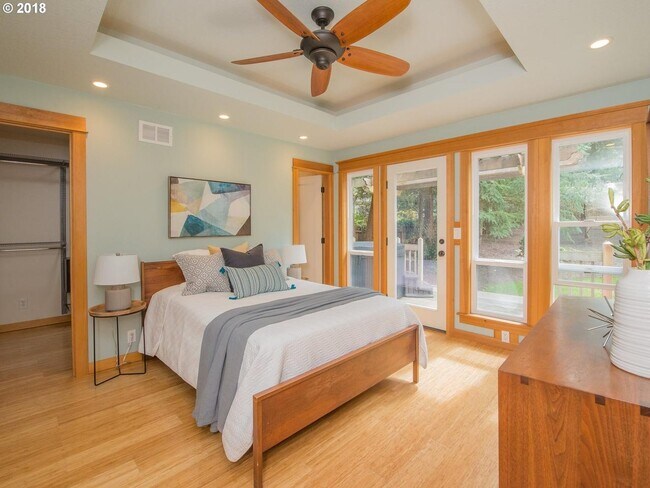 Foto del edificio - 6400 SW Vermont St
