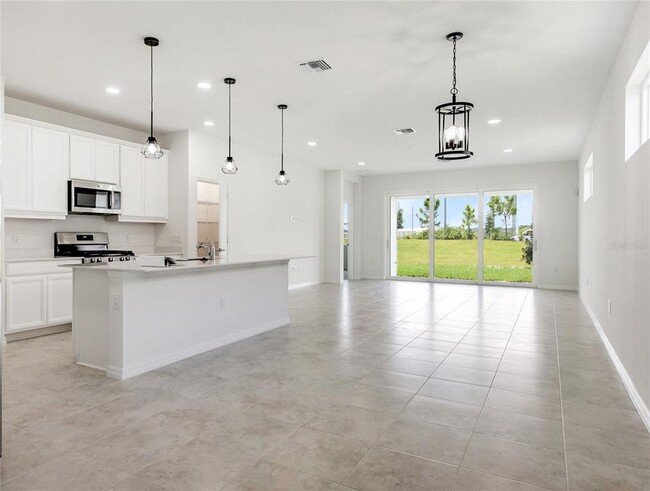Building Photo - 8113 Sternway Rd