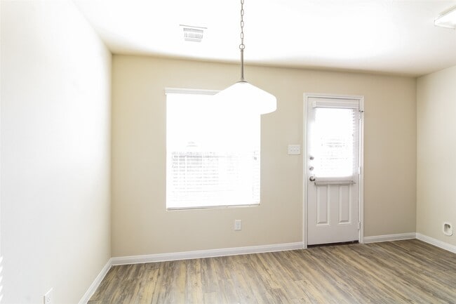 Building Photo - 12043 Pia Drive