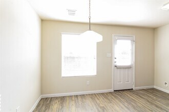 Building Photo - 12006 Pia Drive