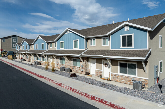 Foto del edificio - Herriman Townhomes - FC