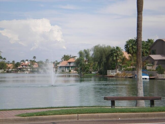 Building Photo - 3453 S. ASHURST--Waterfront 4 Bed 2 Bath w...