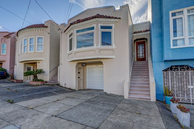 Building Photo - 1663 22nd Ave