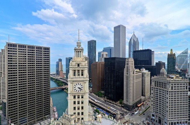 Building Photo - 405 N Wabash Ave