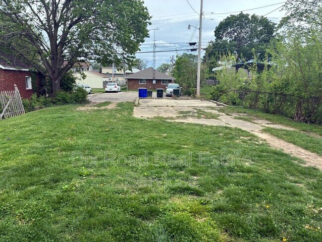 Foto del edificio - 1430 Coventry Rd