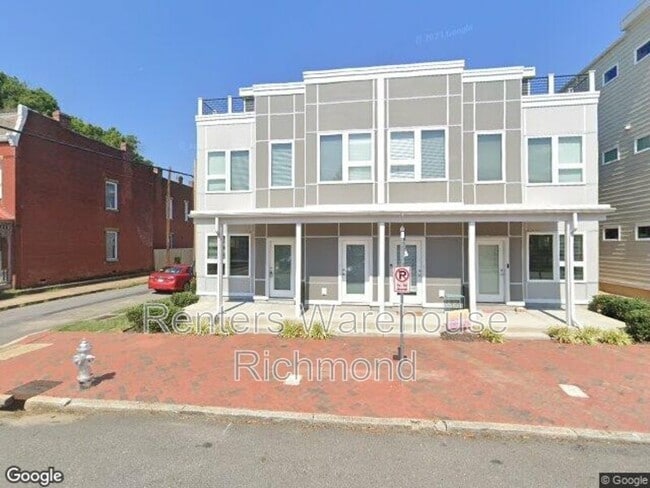 Building Photo - 1219 Bainbridge St