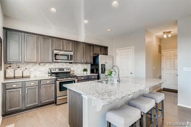 Foto del edificio - 2212 Shadow Creek Dr