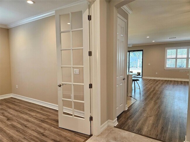 Foto del edificio - 1020 Bradberry Dr