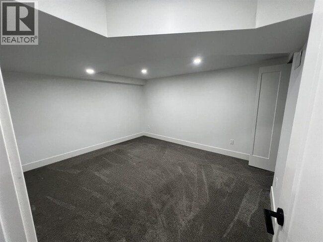 Building Photo - 23007 Reid Ave