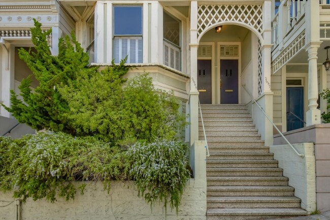 Building Photo - Hyde Street LLC, 2642-2644