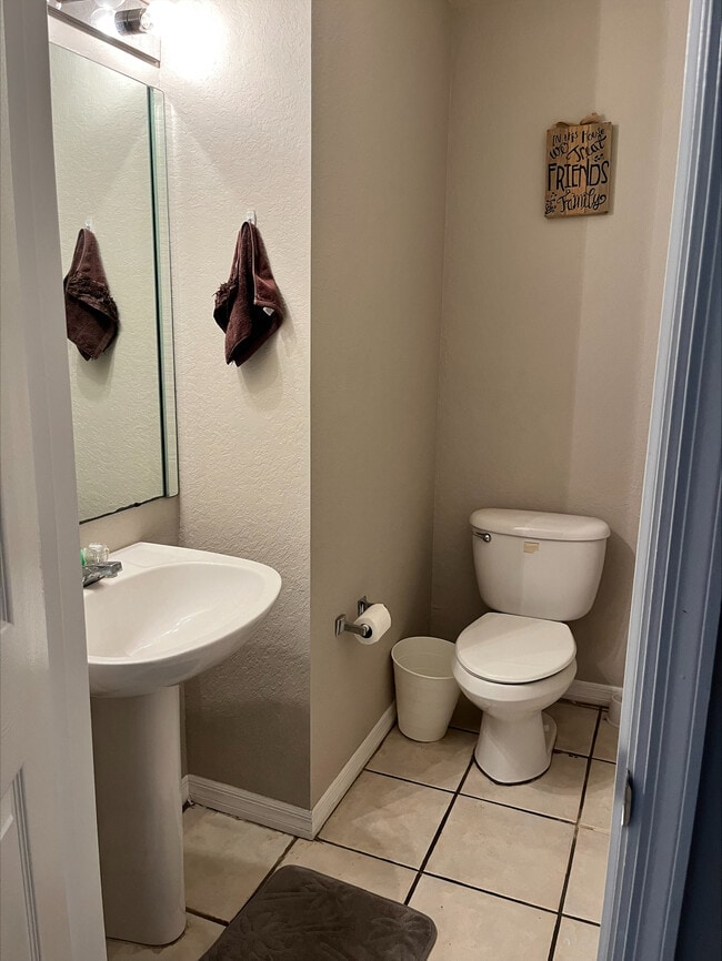 Building Photo - 5028 Sunridge Palms Dr