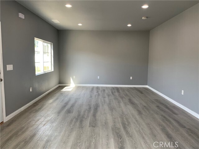 Foto del edificio - 11652 Adenmoor Ave