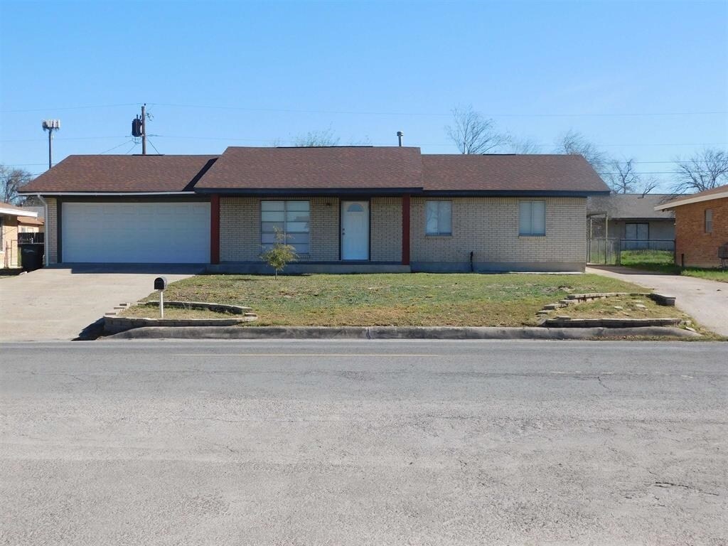 Foto principal - 209 Margaret Ln