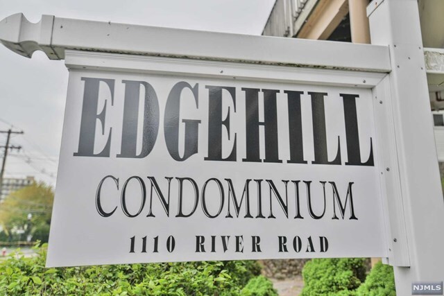 Foto del edificio - 1110 River Rd