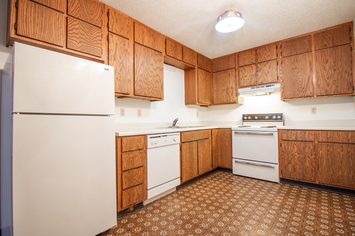 Kitchen - 1125 17th St N