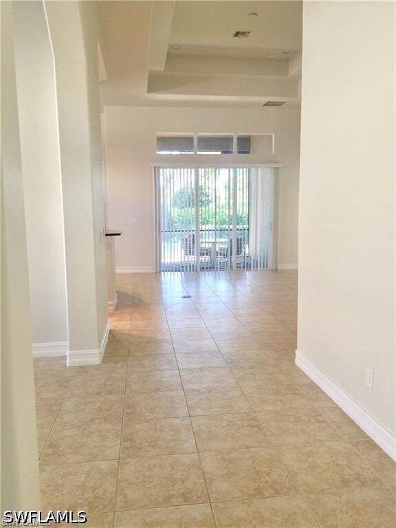 Building Photo - 6473 Caldecott Dr