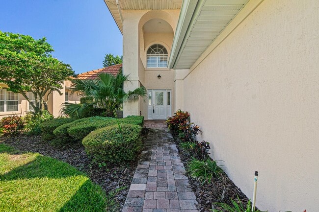 Building Photo - 113 Sea Garden Ct