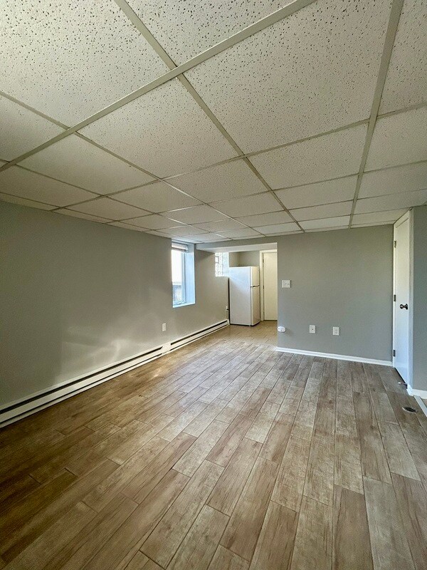 Foto del edificio - 18704 Jefferson