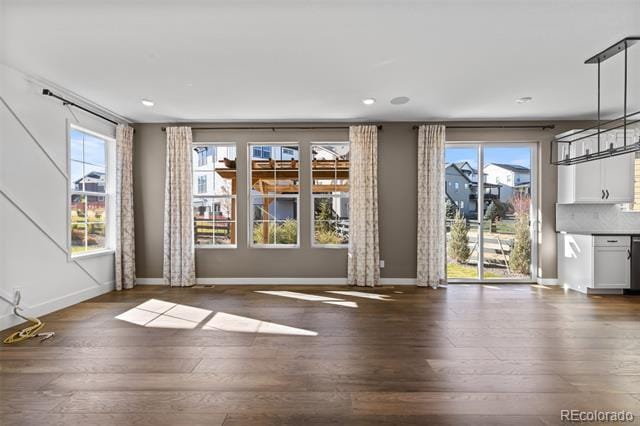 Building Photo - 1694 Stable View Dr
