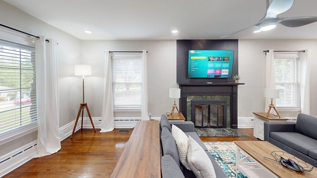 Foto principal - 1136 Fayetteville Rd SE