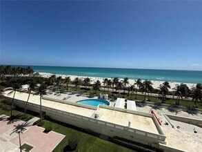 Building Photo - 2899 Collins Ave