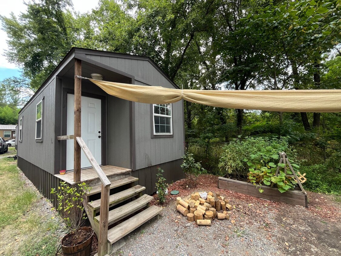 Primary Photo - Cabin for rent!