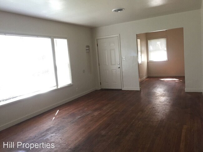 Foto del edificio - 5 br, 2.5 bath Room For Rent - 1045 Warner