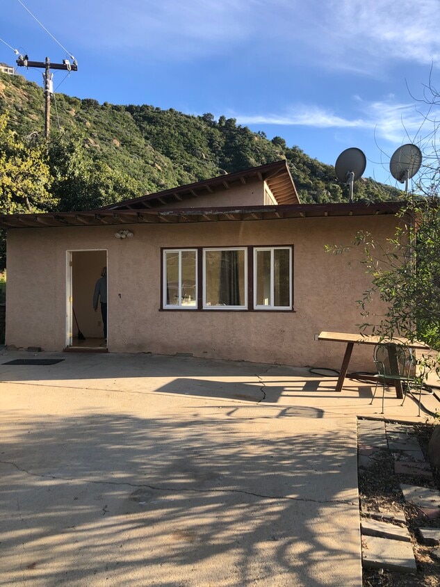 1241 Rocky Rd, Simi Valley, CA 93063 House Rental in Simi Valley, CA