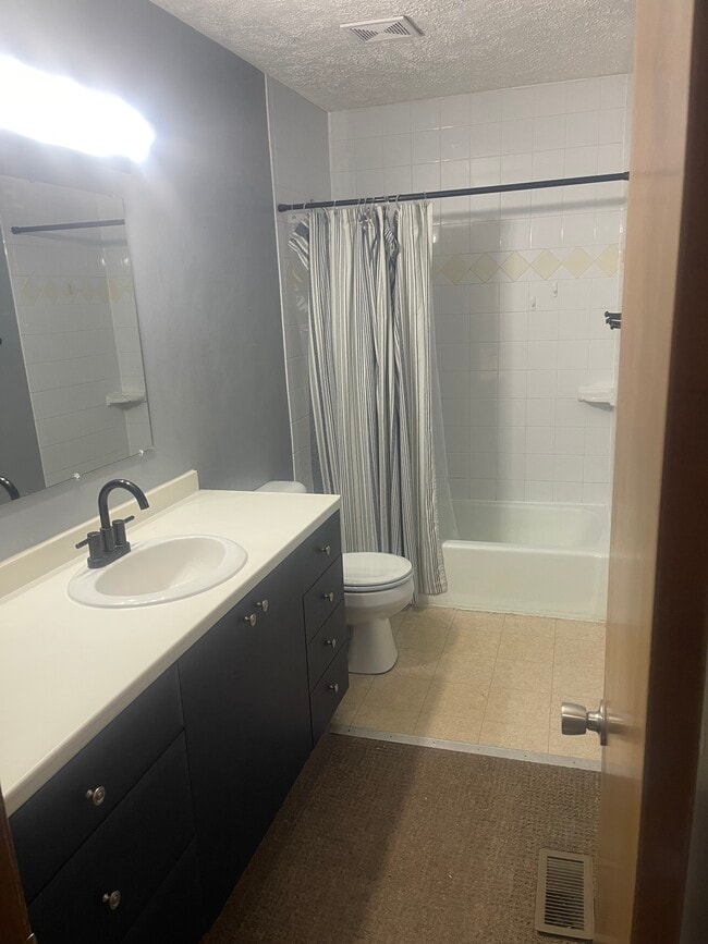 Building Photo - 5603 Estate Rd