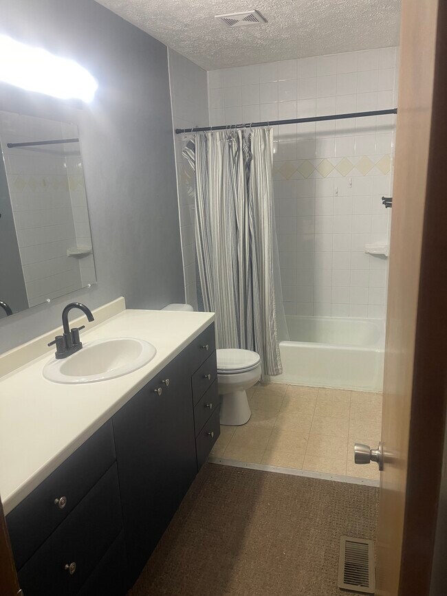 Foto del edificio - 5603 Estate Rd