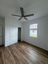 Building Photo - 377 Biltmore St