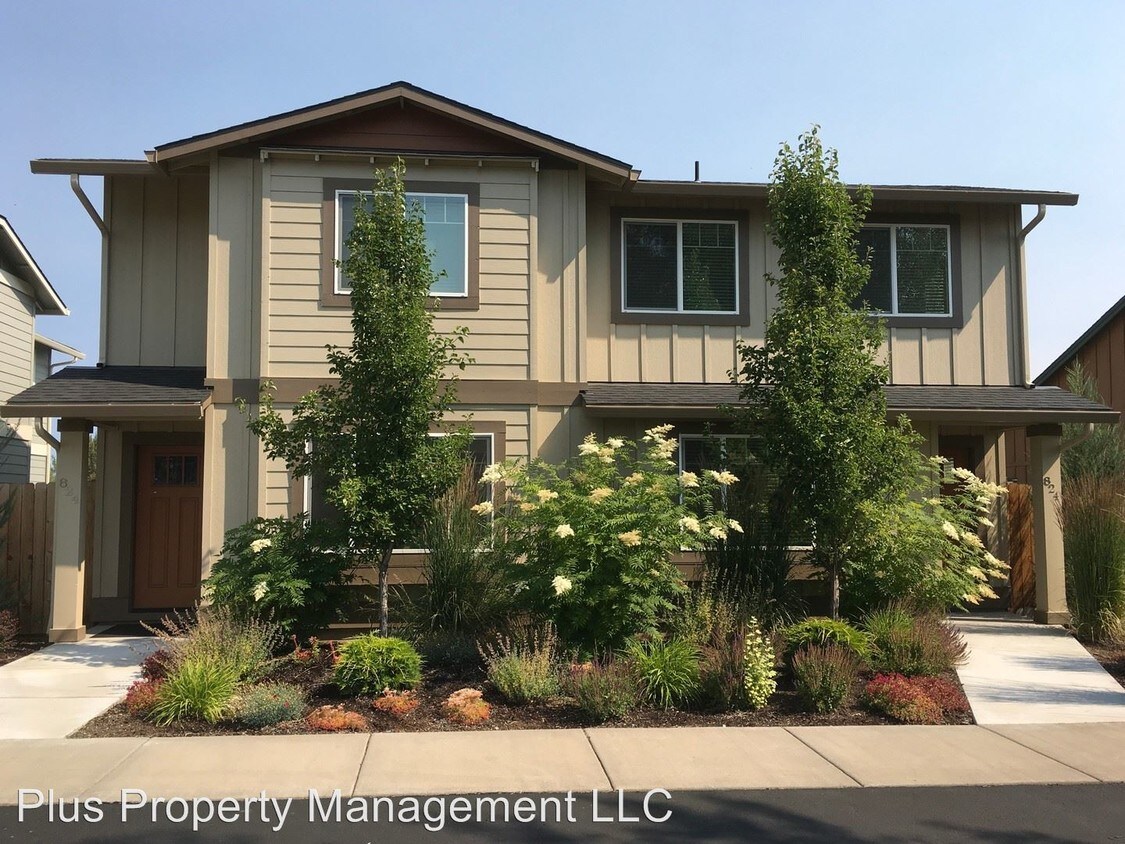 824 Northeast Copperleaf Loop, Bend, OR 97701 Apartment for Rent in