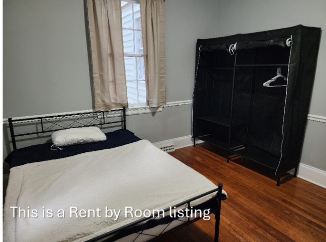 Building Photo - 558 Avent St