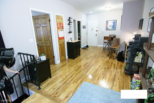Foto del edificio - 165 W 80th St