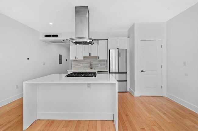 Building Photo - 178 Washington Ave