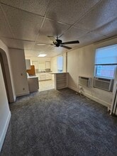 Building Photo - 545 S Douglas Ave