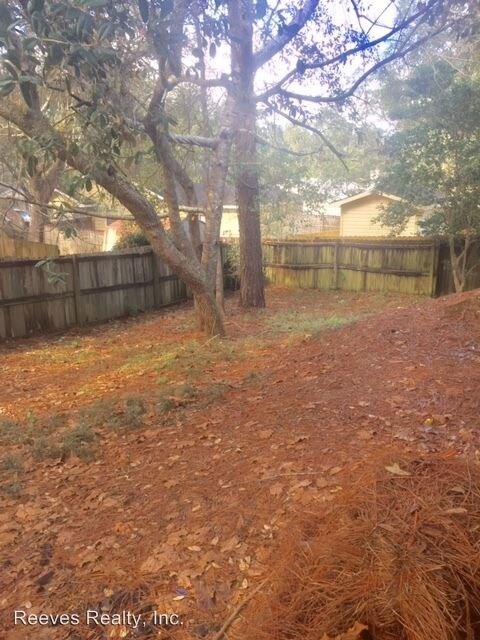 Building Photo - 3 br, 2 bath House - 1701 Sandalwood Drive