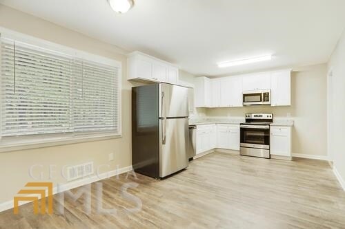 Foto del edificio - 5794 Deerfield Trail