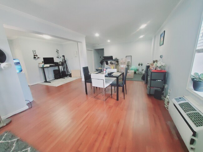 Foto del edificio - 7 4th St