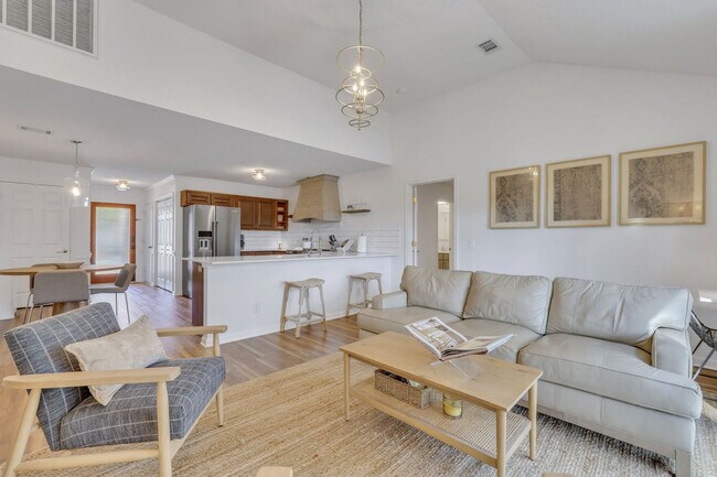 Foto del edificio - 142 West Tisbury Lane